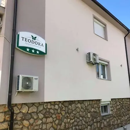 Apartment Teodora *